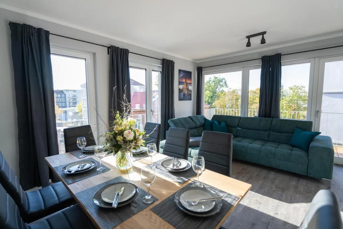 Image 3 of Supreme City Dream mit Terrasse und Parkplatz – 110m²