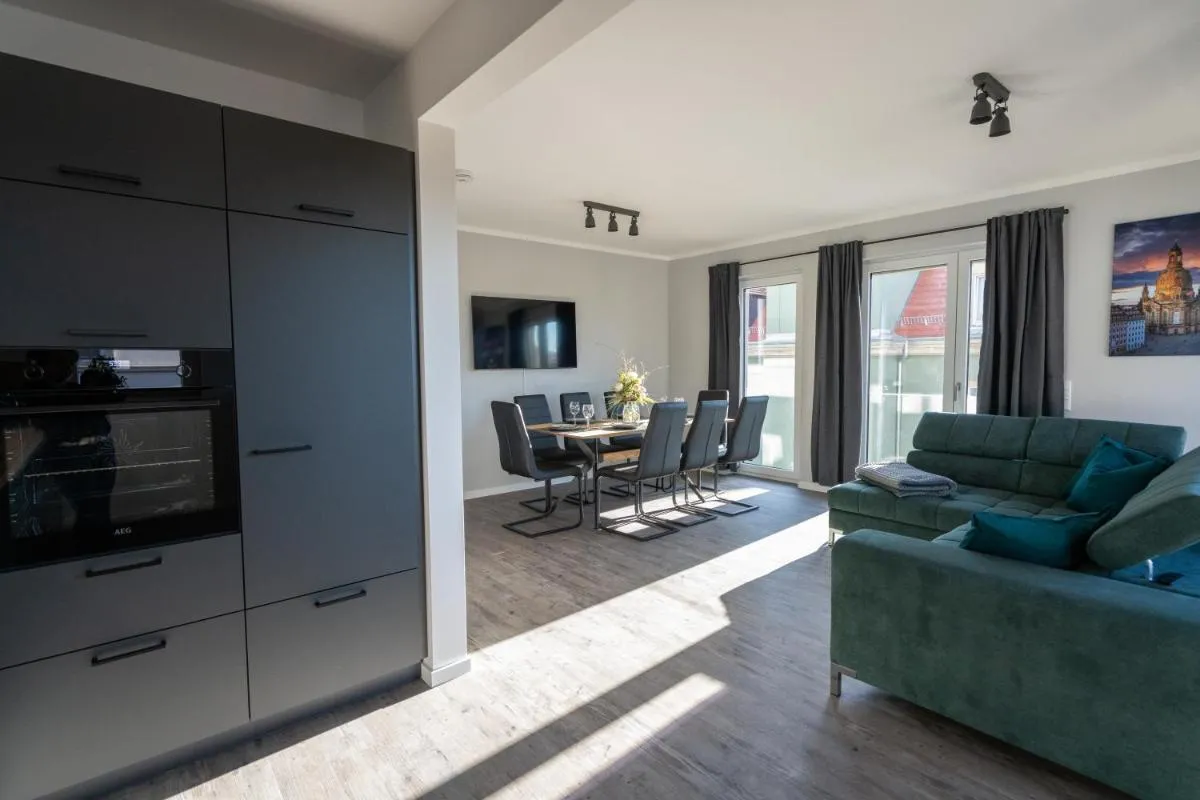 Image 4 of Supreme City Dream mit Terrasse und Parkplatz – 110m²