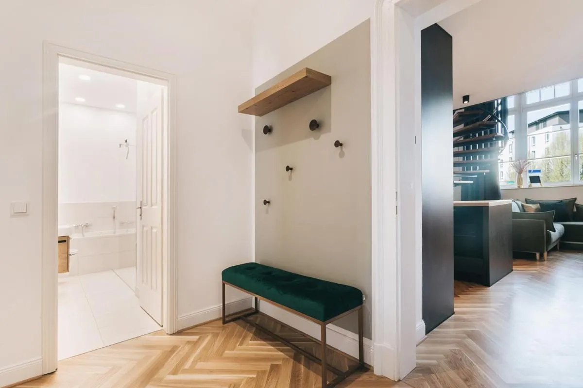 Image 2 of TIP! Modernes 90 qm City-Apartment mit Stil & Komfort in Toplage