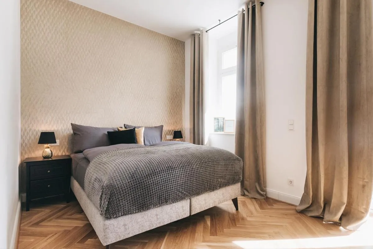 Image 1 of TIP! Modernes 90 qm City-Apartment mit Stil & Komfort in Toplage