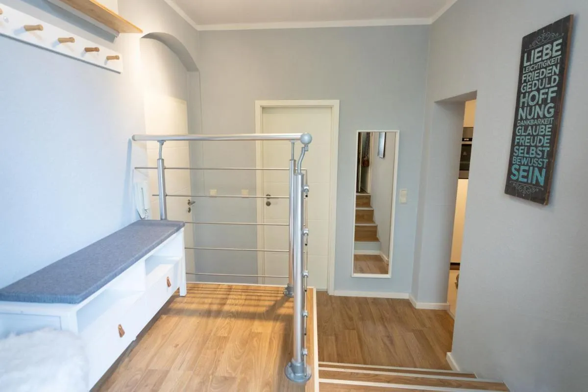 Image 6 of TONI Charming Apartment im idyllischem Villenviertel mit Netflix