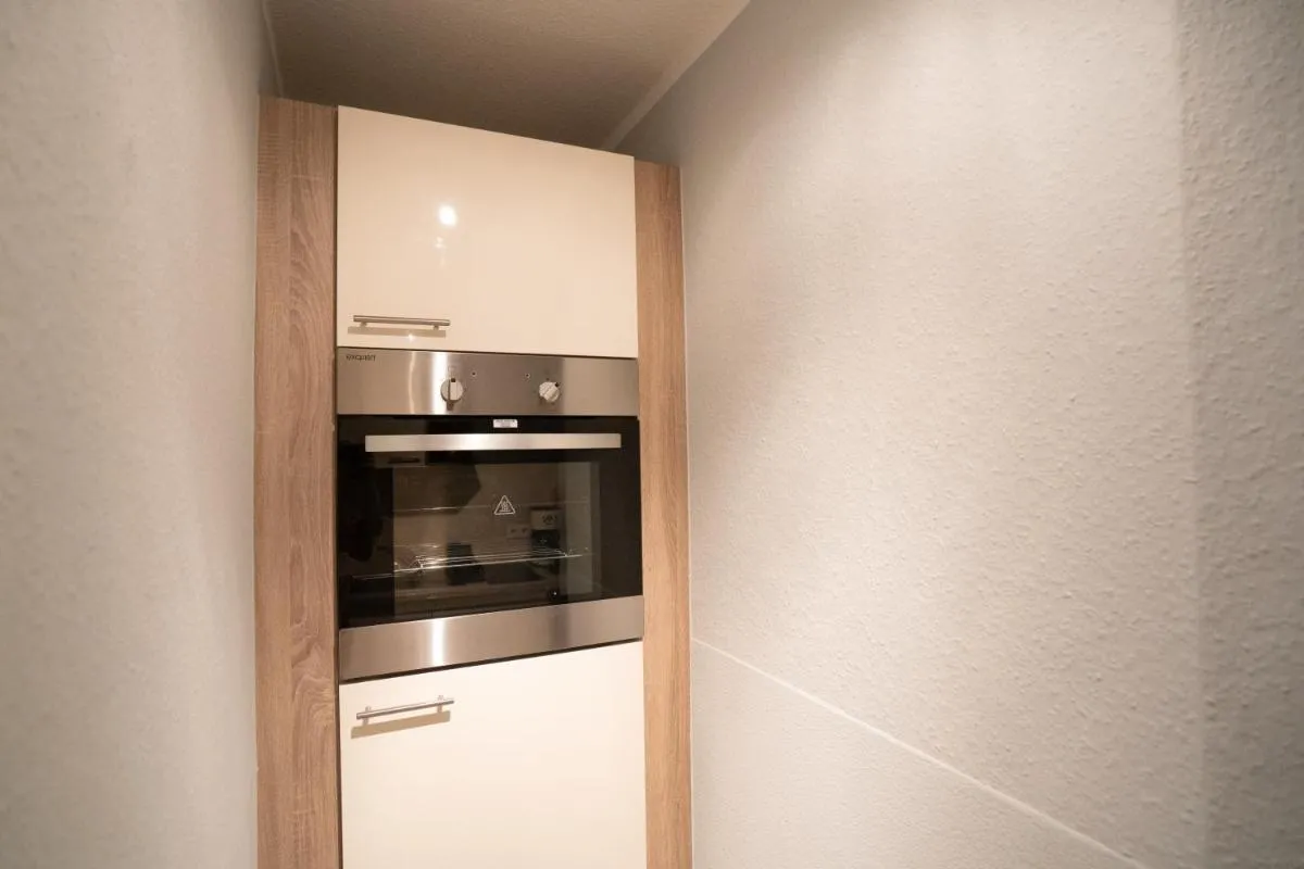 Image 2 of TONI Charming Apartment im idyllischem Villenviertel mit Netflix