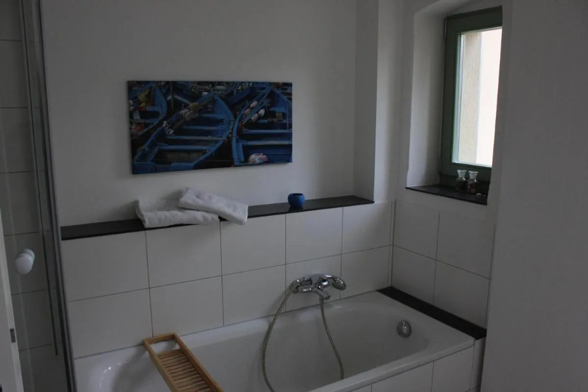 Image 2 of Traumhafte Etagenwohnung in Günderzeitvilla