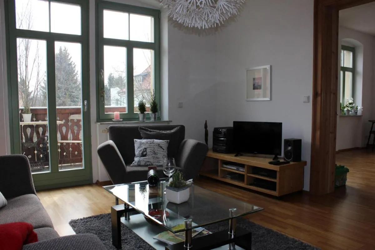 Image 4 of Traumhafte Etagenwohnung in Günderzeitvilla
