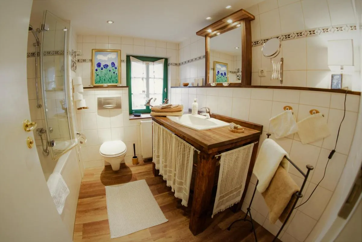 Image 2 of Traumhaftes Elb-Chalet