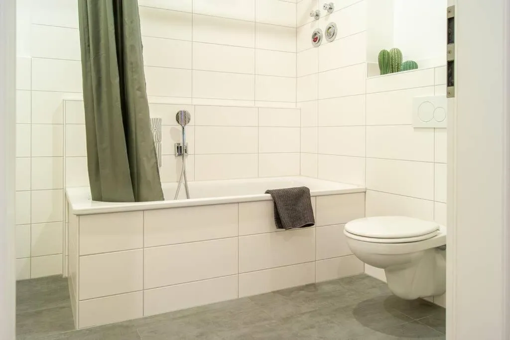 Image 2 of Wohnglück mit Balkon im Preußischen Viertel