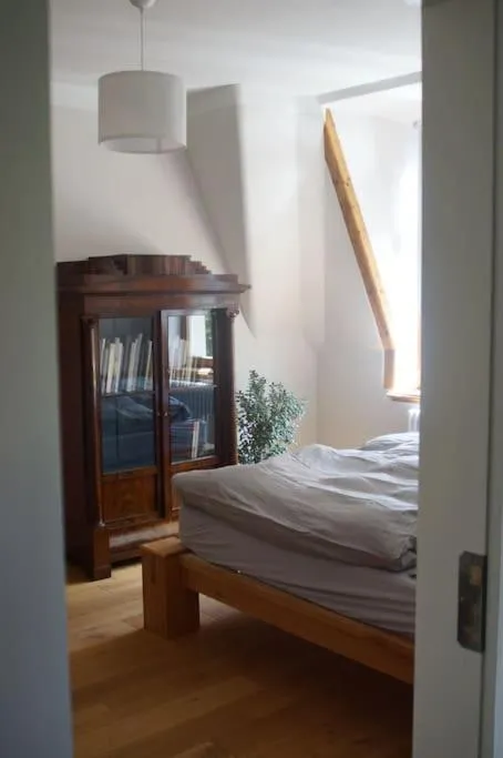 Image 3 of Zentrumsnahe Ferienwohnung “Anno 1830” in Dresden, ruhig und mit bester ÖPNV-Anbindung
