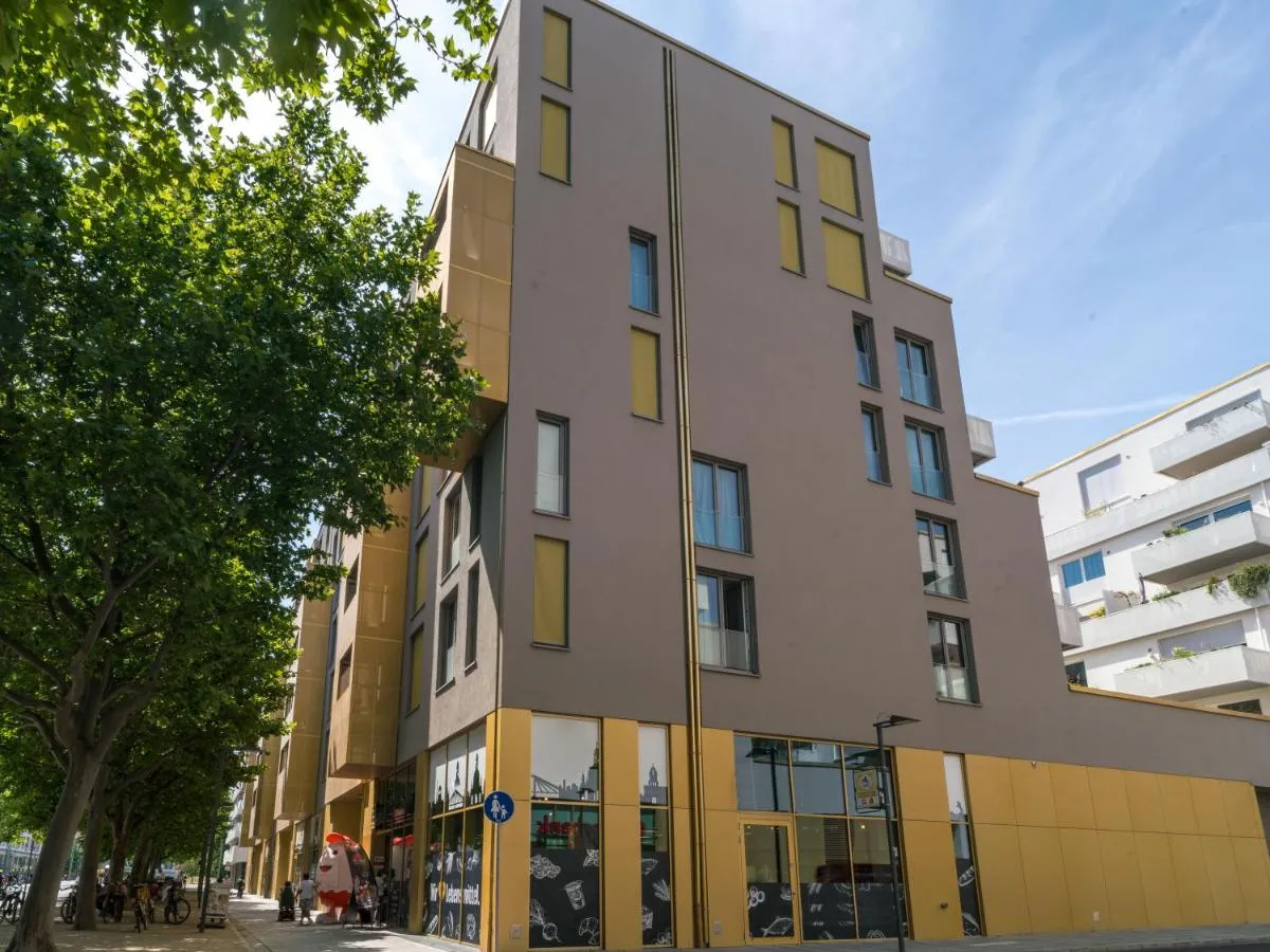 Image 5 of limehome Dresden Wallstraße – Digital Access